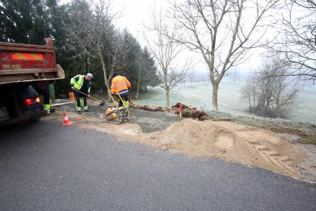 PRIPRAVA ZA NOVE EKOLOŠKE OTOKE CERKNICA GOLAN 02 FOTO LJUBO VUKELIČ